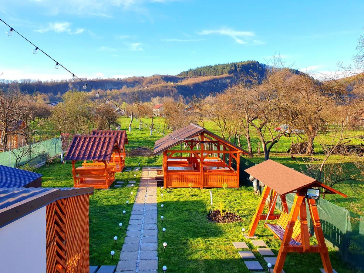 Domeniul Acasa In Vadu Izei Maramu Hotel Exterior photo